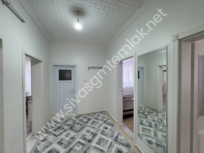 SİVAS GMT EMLAK'TAN FATİHMAHALLE SATLIK FULL 2.KATLI MÜSTAKİL EV
