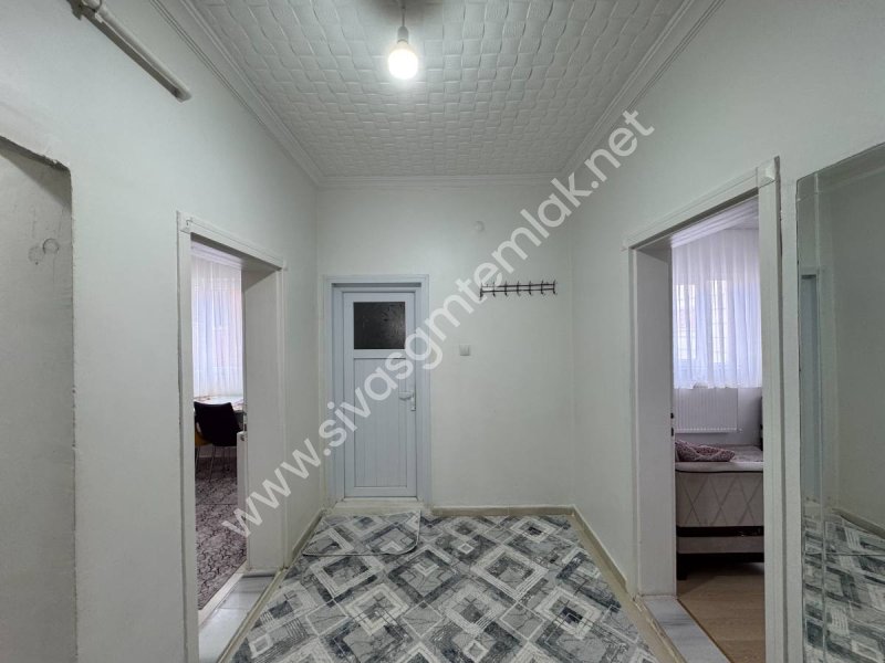 SİVAS GMT EMLAK'TAN FATİHMAHALLE SATLIK FULL 2.KATLI MÜSTAKİL EV