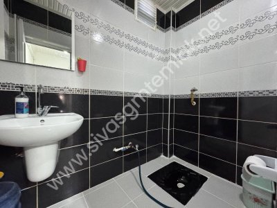 SİVAS GMT EMLAK'TAN FATİHMAHALLE SATLIK FULL 2.KATLI MÜSTAKİL EV