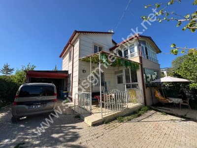 SİVAS GMT EMLAK'TAN ÇAYBOYUNDA SATLIK 1000M2 HAZIR BAHÇELİ VİLLA
