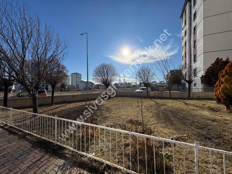 SİVAS GMT EMLAK'TAN ASYAKENTSİTESİ SATILIK 7.KAT 3+1 UYGUN DAİRE