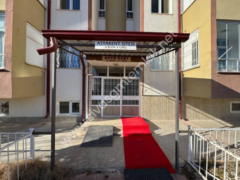 SİVAS GMT EMLAK'TAN ASYAKENTSİTESİ SATILIK 7.KAT 3+1 UYGUN DAİRE