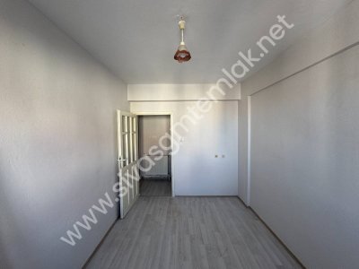 SİVAS GMT EMLAK'TAN ASYAKENTSİTESİ SATILIK 7.KAT 3+1 UYGUN DAİRE
