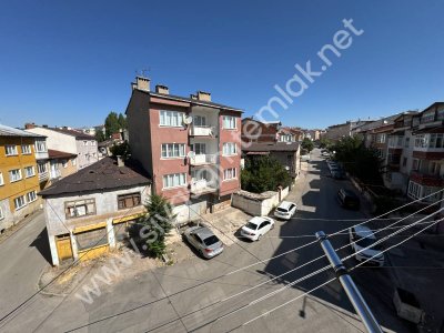 SİVAS GMT EMLAK'TAN ÇİÇEKLİMAH SATILIK FULL YAPI 2+1 UYGUN DAİRE