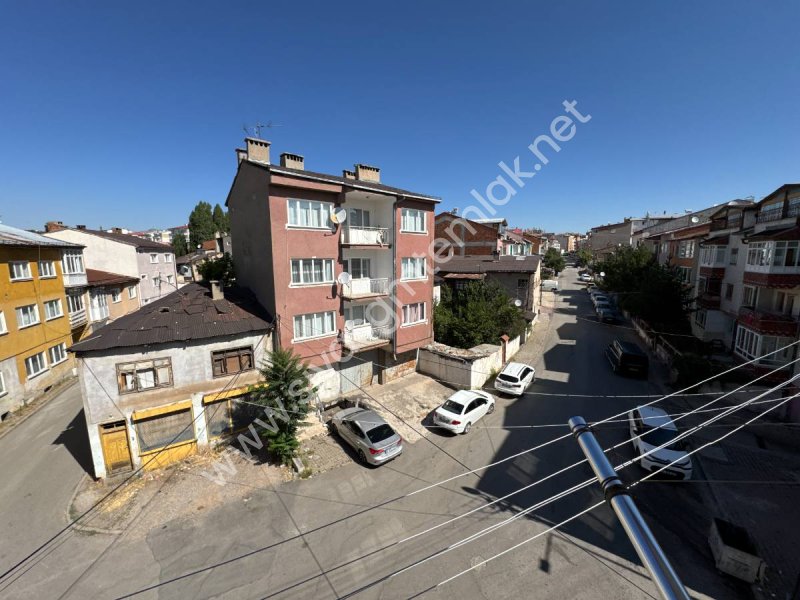 SİVAS GMT EMLAK'TAN ÇİÇEKLİMAH SATILIK FULL YAPI 2+1 UYGUN DAİRE