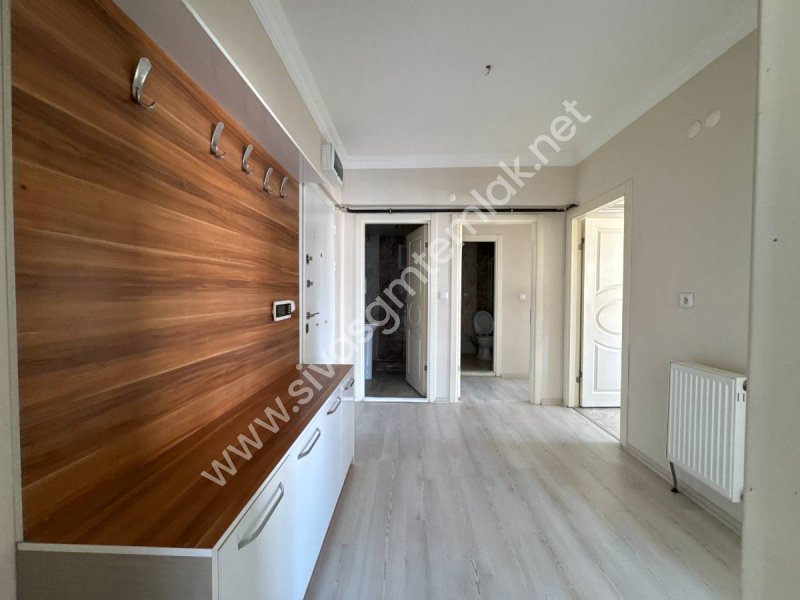 SİVAS GMT EMLAK'TAN ÇİÇEKLİMAH SATILIK FULL YAPI 2+1 UYGUN DAİRE