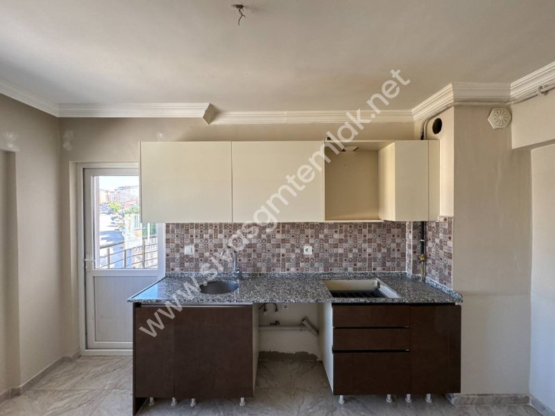 SİVAS GMT EMLAK'TAN ÇİÇEKLİMAH SATILIK FULL YAPI 2+1 UYGUN DAİRE