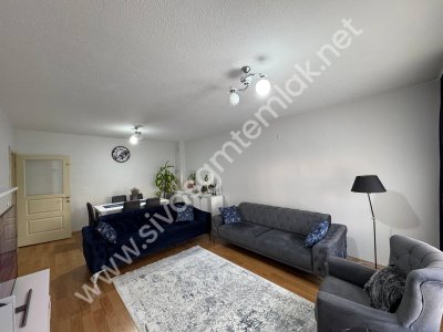 SİVAS GMT EMLAK ÖZBELSANTOKİ SATLIK ARAKAT FULL YAPILI 3+1 DAİRE