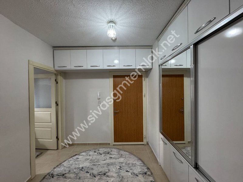 SİVAS GMT EMLAK ÖZBELSANTOKİ SATLIK ARAKAT FULL YAPILI 3+1 DAİRE