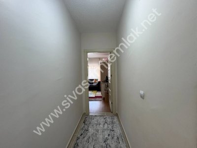SİVAS GMT EMLAK ÖZBELSANTOKİ SATLIK ARAKAT FULL YAPILI 3+1 DAİRE