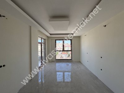 SİVAS GMT EMLAK MUHSİNYAZICIOĞLU BULVAR SATILIK 2+1 ARAKAT DAİRE
