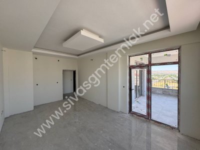 SİVAS GMT EMLAK MUHSİNYAZICIOĞLU BULVAR SATILIK 2+1 ARAKAT DAİRE