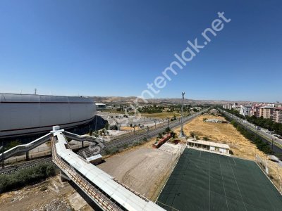 SİVAS GMT EMLAK MUHSİNYAZICIOĞLU BULVAR SATILIK 2+1 ARAKAT DAİRE