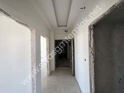 SİVAS GMT EMLAK MUHSİNYAZICIOĞLU BULVAR SATILIK 2+1 ARAKAT DAİRE