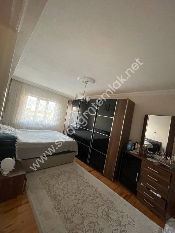 SİVAS GMT EMLAK'TAN AKADEMİ KENT SİTESİ SATILIK ARAKAT 3+1 DAİRE