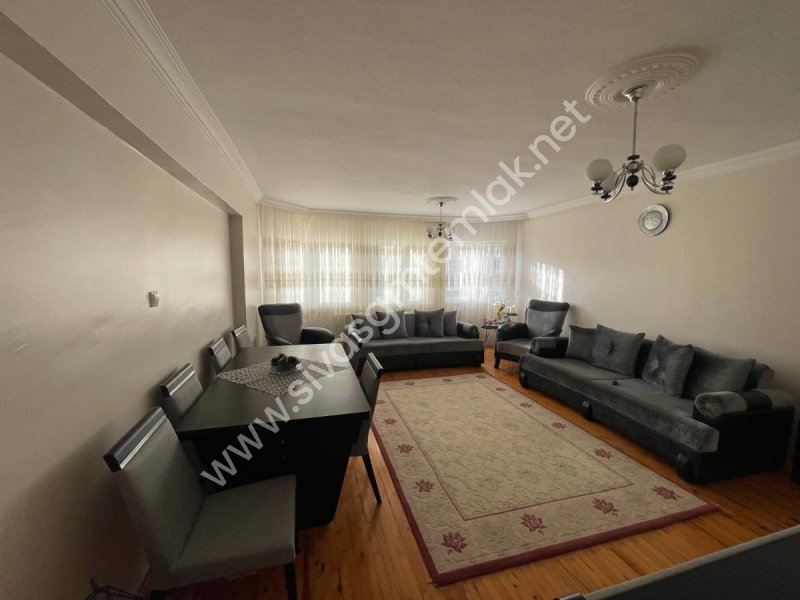 SİVAS GMT EMLAK'TAN AKADEMİ KENT SİTESİ SATILIK ARAKAT 3+1 DAİRE