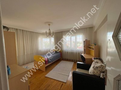 SİVAS GMT EMLAK'TAN AKADEMİ KENT SİTESİ SATILIK ARAKAT 3+1 DAİRE
