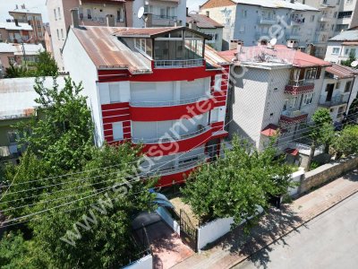 SİVAS GMT EMLAK'TAN İSTİKLALMAHALLESİ SATLIK 3.KATLI KOMPLE BİNA