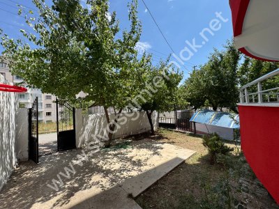 SİVAS GMT EMLAK'TAN İSTİKLALMAHALLESİ SATLIK 3.KATLI KOMPLE BİNA