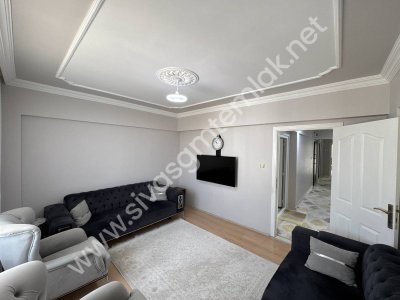 SİVAS GMT EMLAK'TAN HUZUR MAH ANACADDE SATILIK 5+1 DUBLEKS DAİRE