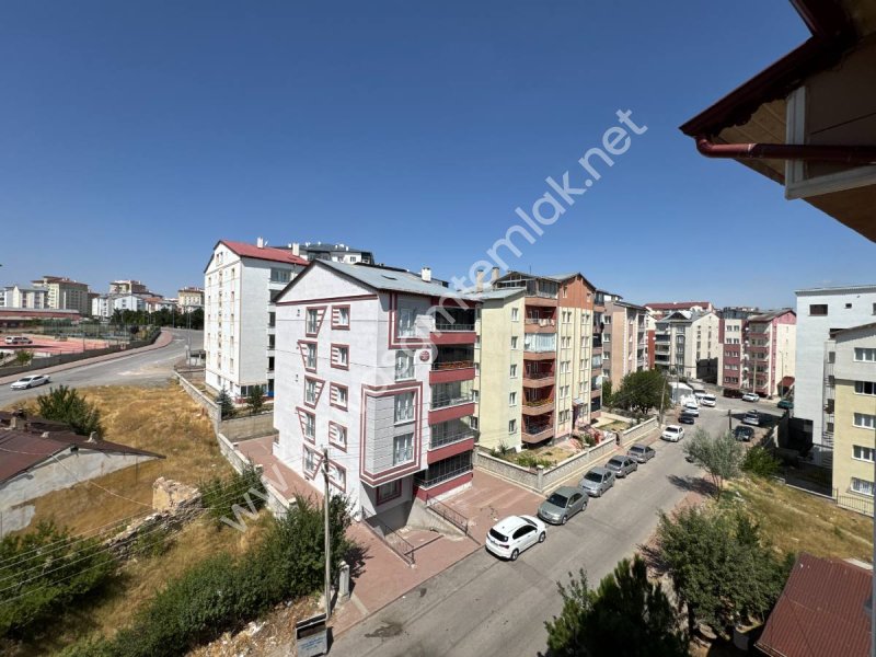 SİVAS GMT EMLAK'TAN HUZUR MAH ANACADDE SATILIK 5+1 DUBLEKS DAİRE