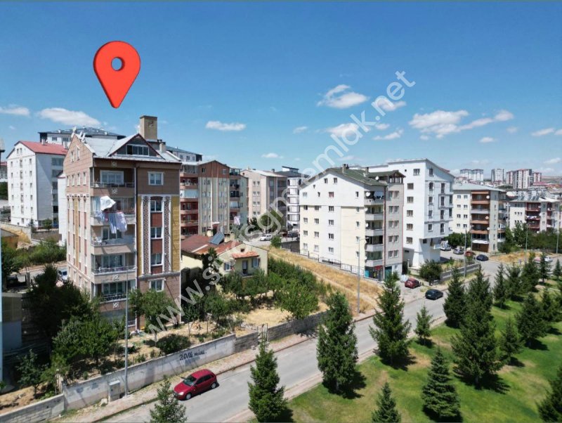 SİVAS GMT EMLAK'TAN HUZUR MAH ANACADDE SATILIK 5+1 DUBLEKS DAİRE