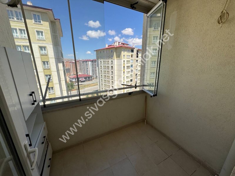 SİVAS GMT EMLAK'TAN ÖZBELSAN TOKİ KONUTLARINDA 3+1 KİRALIK DAİRE