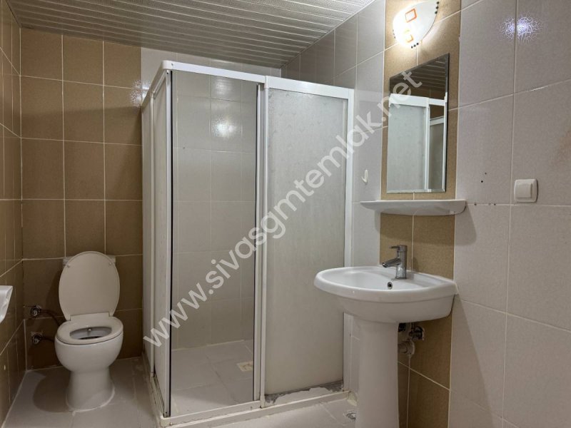 SİVAS GMT EMLAK'TAN ÖZBELSAN TOKİ KONUTLARINDA 3+1 KİRALIK DAİRE
