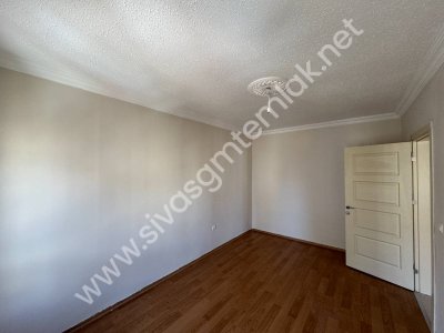 SİVAS GMT EMLAK'TAN ÖZBELSAN TOKİ KONUTLARINDA 3+1 KİRALIK DAİRE
