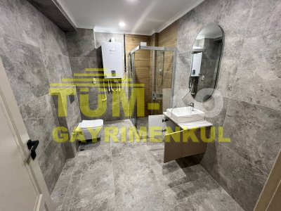 Silivri Kavaklı'da site içerisinde müstakil havuzlu villa