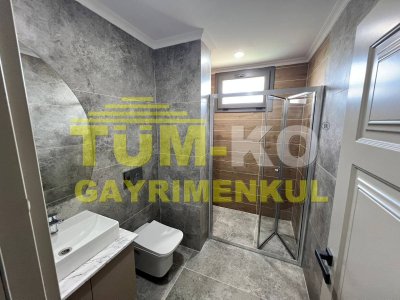 Silivri Kavaklı'da site içerisinde müstakil havuzlu villa