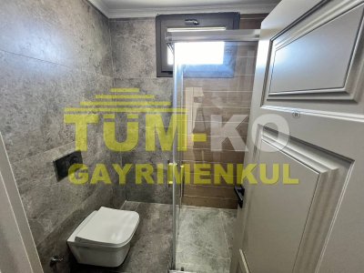 Silivri Kavaklı'da site içerisinde müstakil havuzlu villa