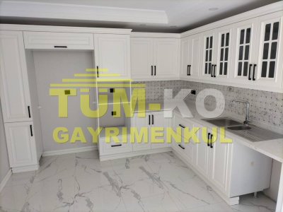 Silivri Selimpaşa Mah. Butik Sitede Satılık Havuzlu Villa