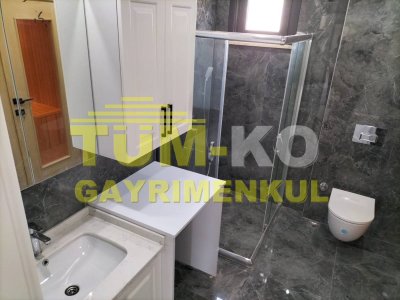 Silivri Selimpaşa Mah. Butik Sitede Satılık Havuzlu Villa