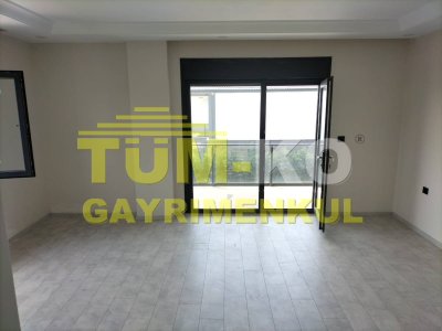 Silivri Selimpaşa Mah. Butik Sitede Satılık Havuzlu Villa