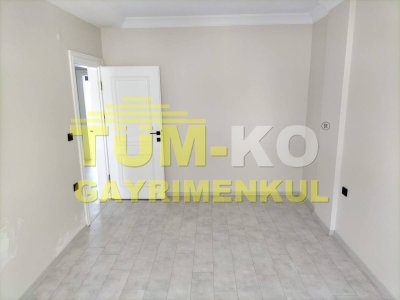 Silivri Selimpaşa Mah. Butik Sitede Satılık Havuzlu Villa