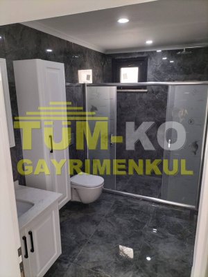 Silivri Selimpaşa Mah. Butik Sitede Satılık Havuzlu Villa