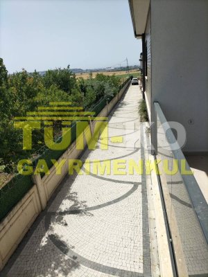 Silivri Selimpaşa Mah. Butik Sitede Satılık Havuzlu Villa
