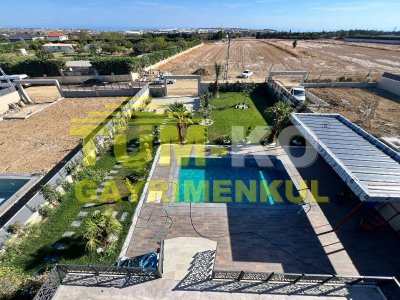 Silivri Kavaklı'da 1000m2 Arsalı Müstakil villa