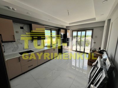 Silivri Kavaklı'da 1000m2 Arsalı Müstakil villa