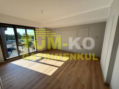 Silivri Kavaklı'da 1000m2 Arsalı Müstakil villa