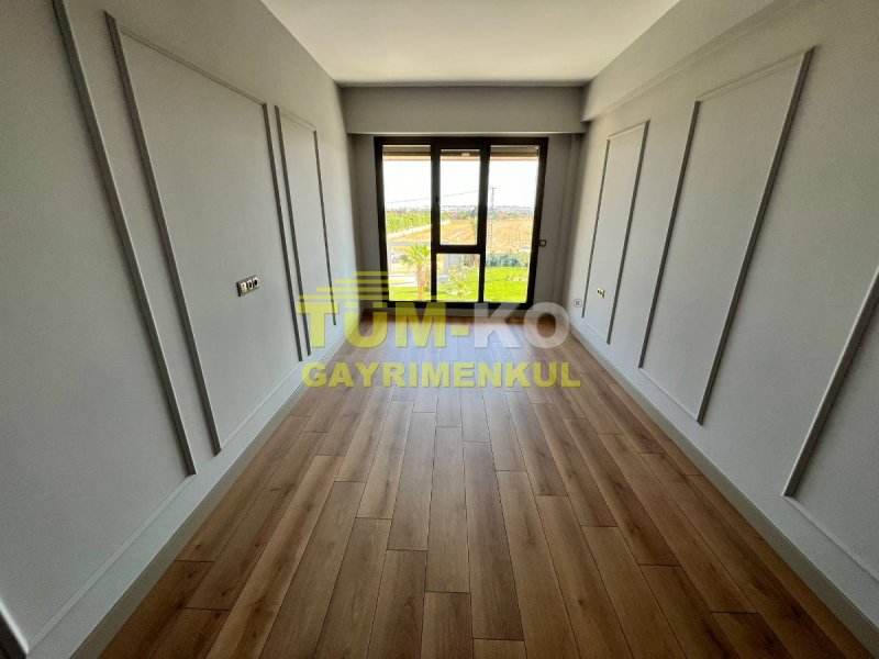 Silivri Kavaklı'da 1000m2 Arsalı Müstakil villa