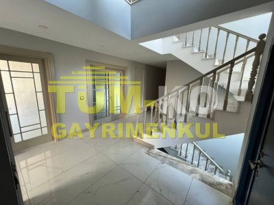 Silivri Kavaklı'da 1000m2 Arsalı Müstakil villa