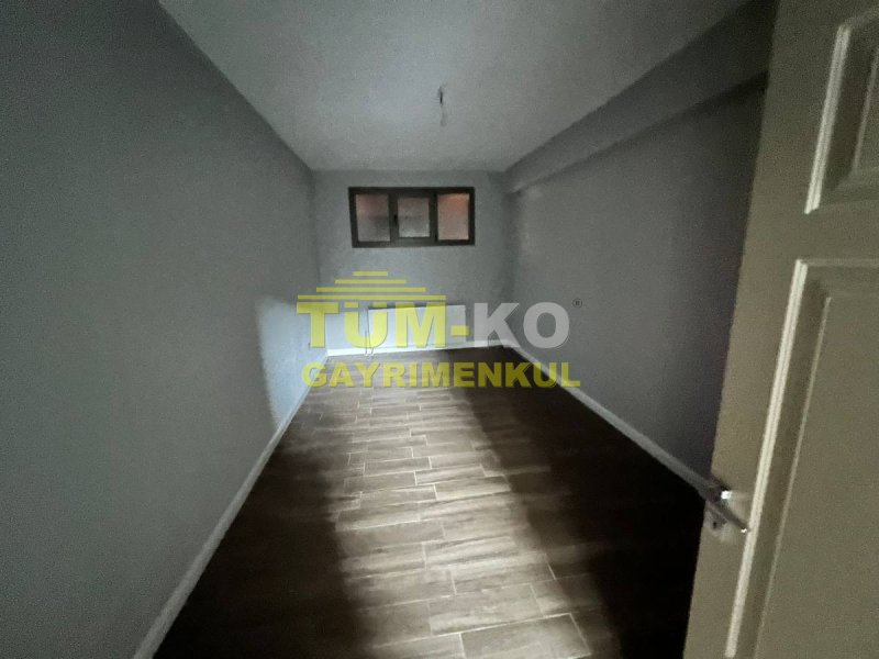 Silivri Kavaklı'da 1000m2 Arsalı Müstakil villa