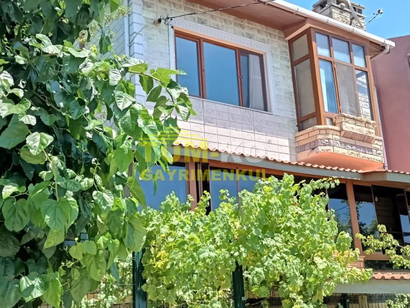 Silivri Selimpaşa Araptepe Mevkii Deniz Manzaralı Villa