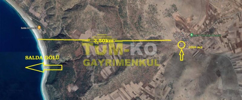 Salda Gölüne 3,5km Mesafede Satılık Köy Evi