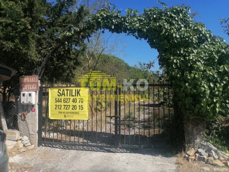 Silivri Gazitepe de 2700m2 Arazi İçinde 2 Katlı Müstakil Ev