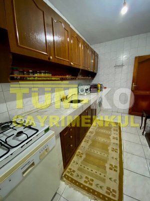 Silivri Gazitepe de 2700m2 Arazi İçinde 2 Katlı Müstakil Ev