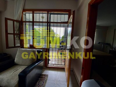 Silivri Gazitepe de 2700m2 Arazi İçinde 2 Katlı Müstakil Ev