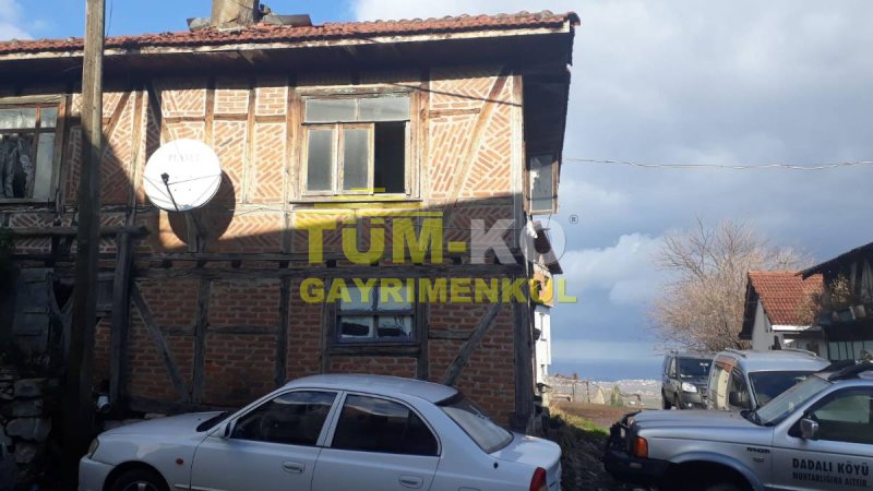 Düzce Akçakoca - Balatlı köyünde Arsa Fiyatına Müstakil Ev. ACİL !!!